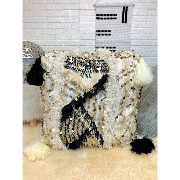 Vintage Berber Handira Pouf: Moroccan Floor Pillow with Sequins 03YL0436 - Picture 5 of 10